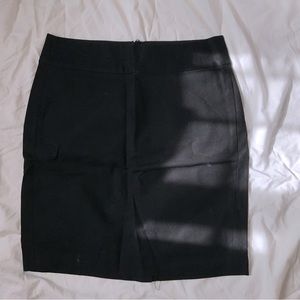 Banana Republic black skirt